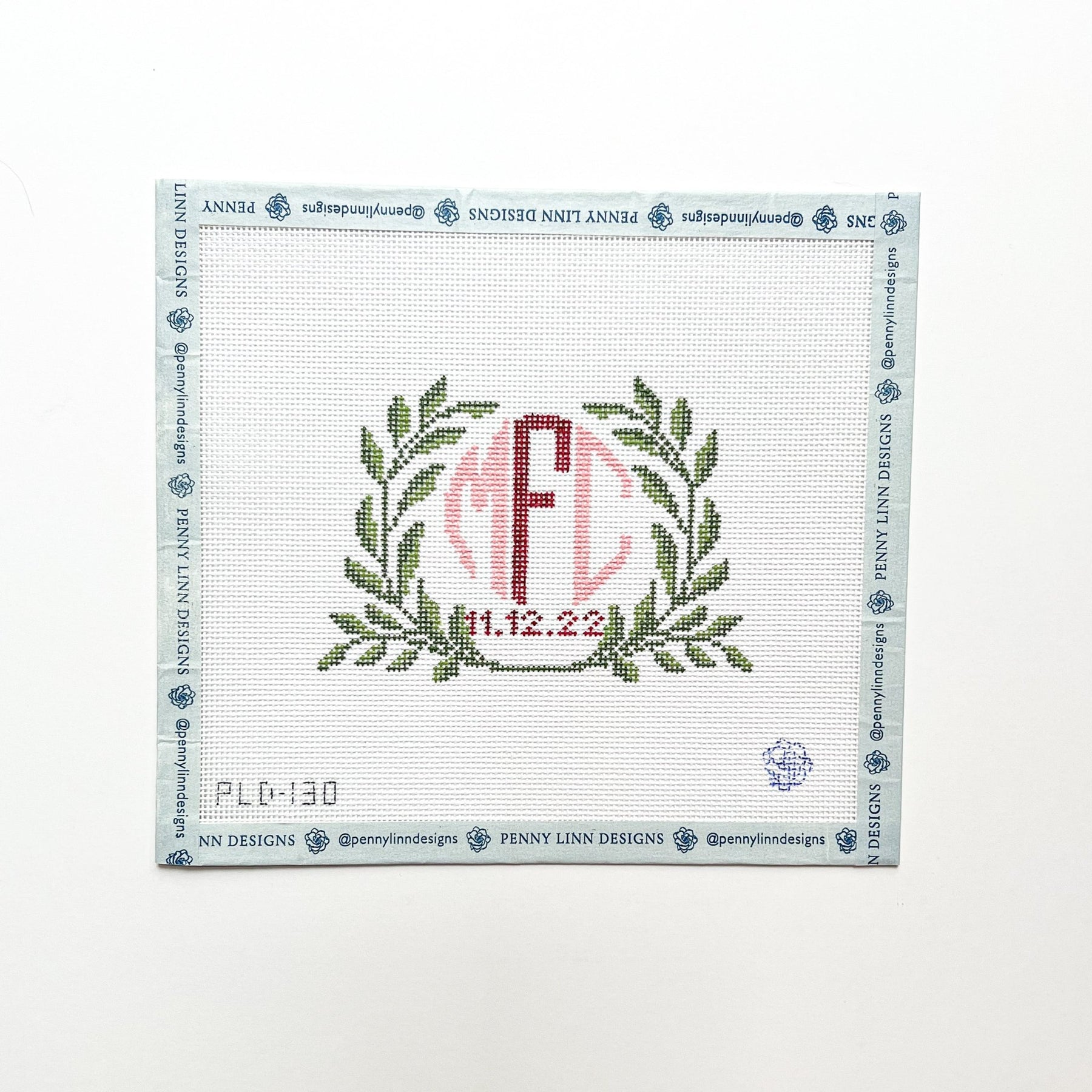 Simple Wreath Crest - Penny Linn Designs - Penny Linn Designs